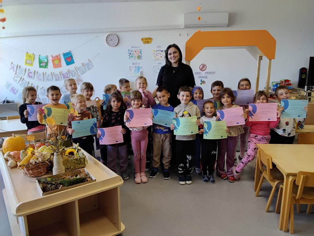 Kockice – mali programeri i internet genijalci bez ekrana!